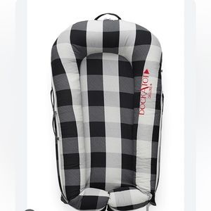 Deluxe+ Dock - Charcoal Buffalo Dockatot